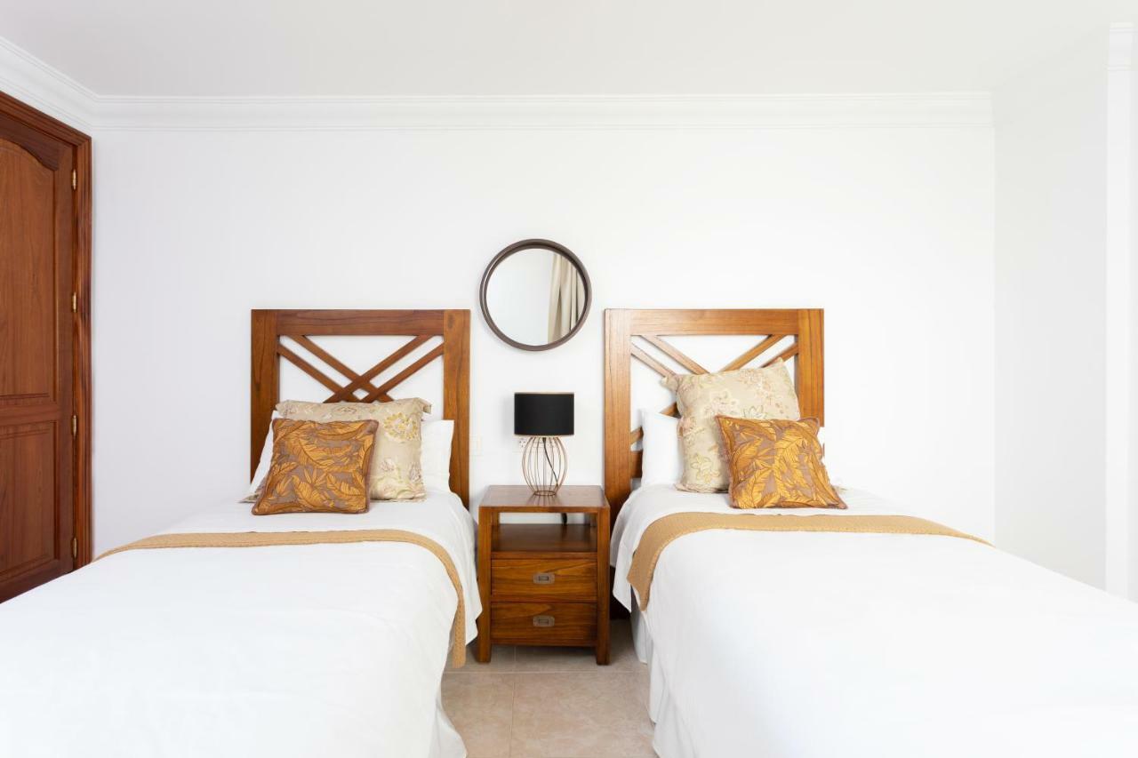 Rooms & Suites Balcony 3D 阿雷西费 外观 照片